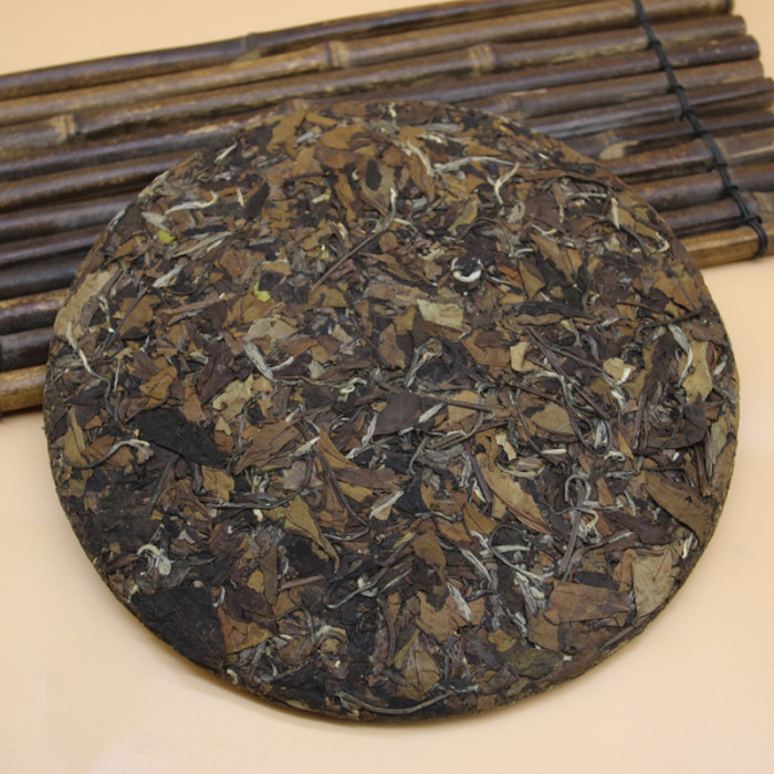 Fuding white tea 2013 old birthday eyebrow tea cake year white tea 350g sun-dried loose tea pressed can be boiled
