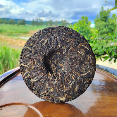 Tianmen Mountain Ancient Tree Tea 2013 Yiwu High Stalk Pu'er Raw Tea 200g